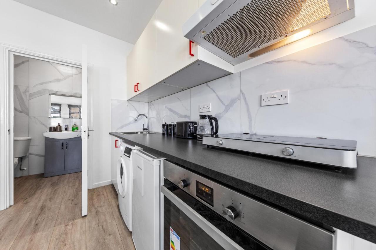 Comfy 1Bdr - 30Mins To Central Ldn - Parking The Hyde Exterior photo